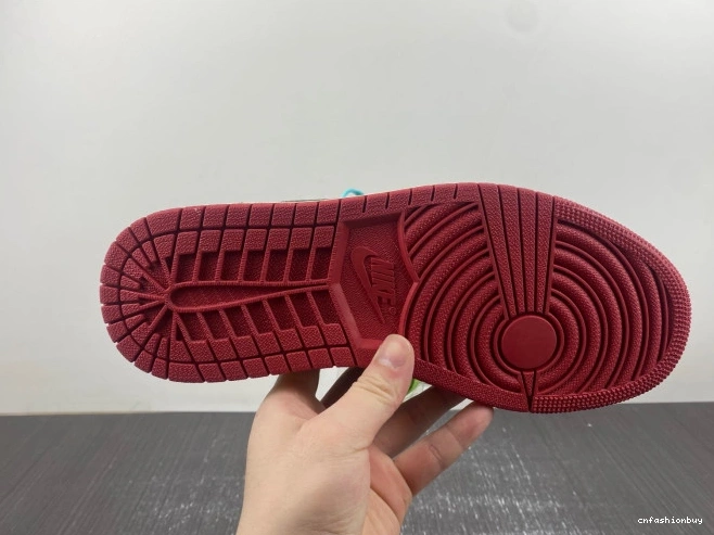 Home Low Air 1 FN0432-017 Room OG Jordan Trophy x 0724